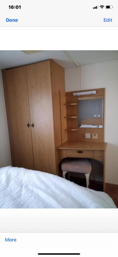 I13 The Chase Caravan Park 잉골드멜스 외부 사진